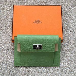 !!!SOLD!!!  Hermes wallet. Kelly pocket compact epsom calfskin